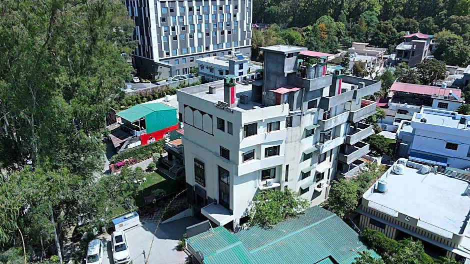 Hotel Forest Avenue - Best Luxury Hotel in Dehradun