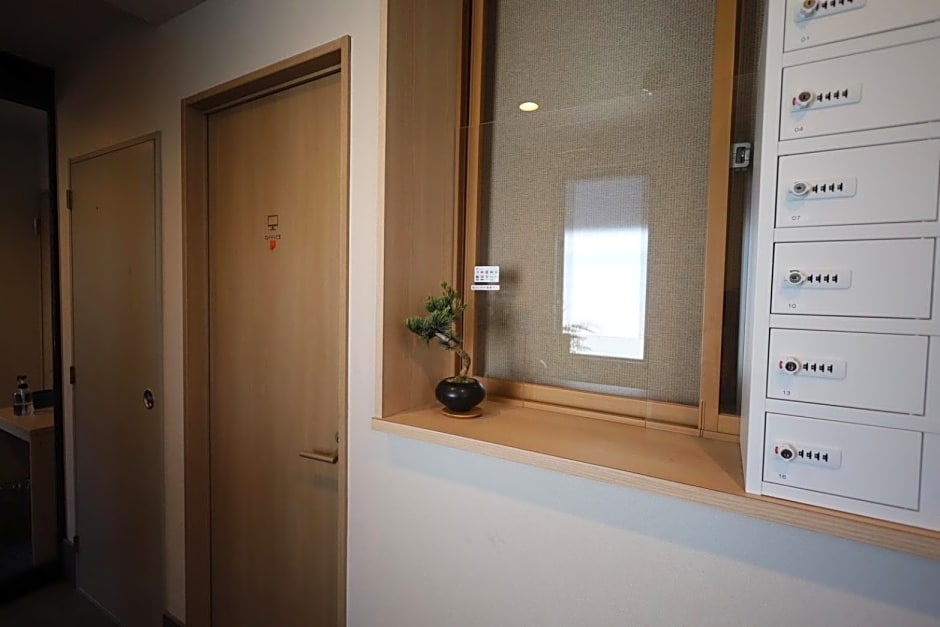 Xcellent Hotel