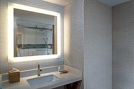 1 King Premium City View