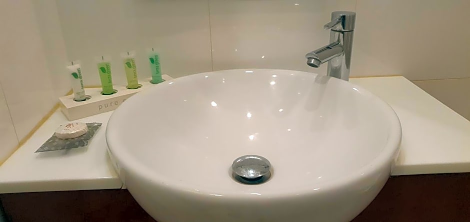 Comfort Hotel Sydney City (formerly City Lodge Hotel)