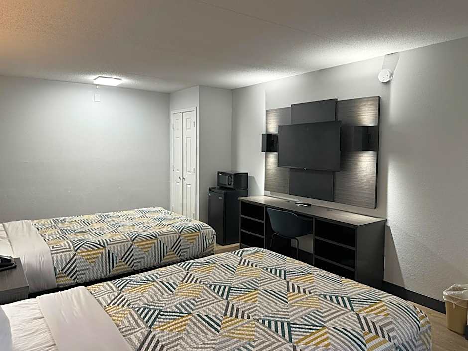 Motel 6 Huntsville AL University Dr.