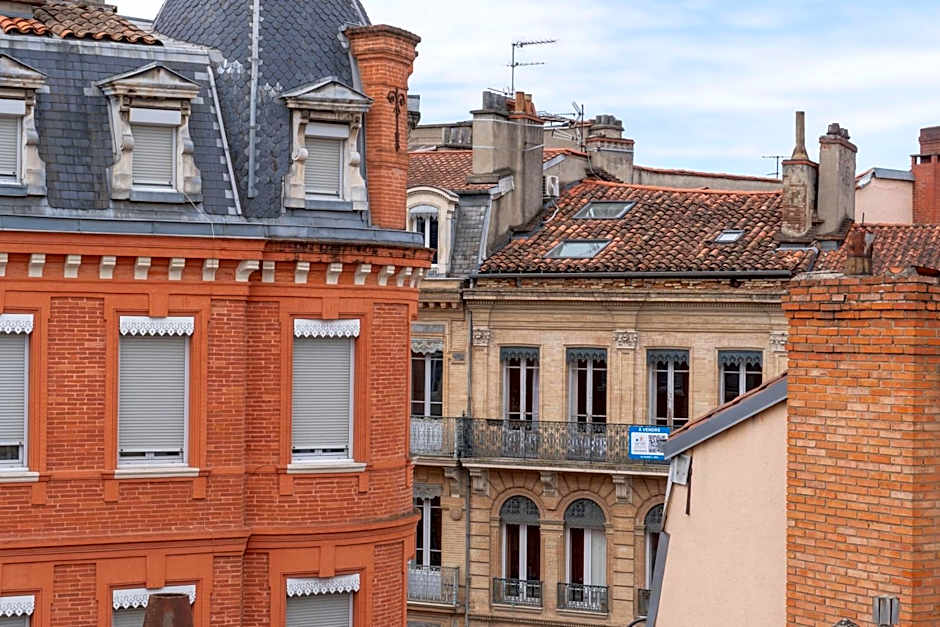 Hotel Ours Blanc - Place Victor Hugo