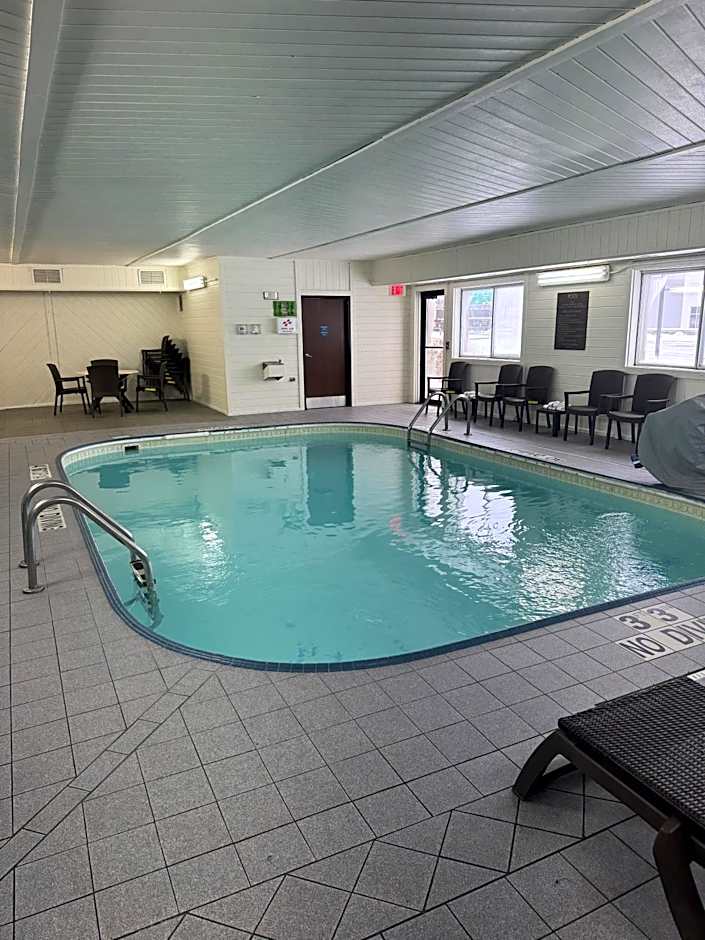 Quality Inn & Suites Green Bay - Ashwaubenon