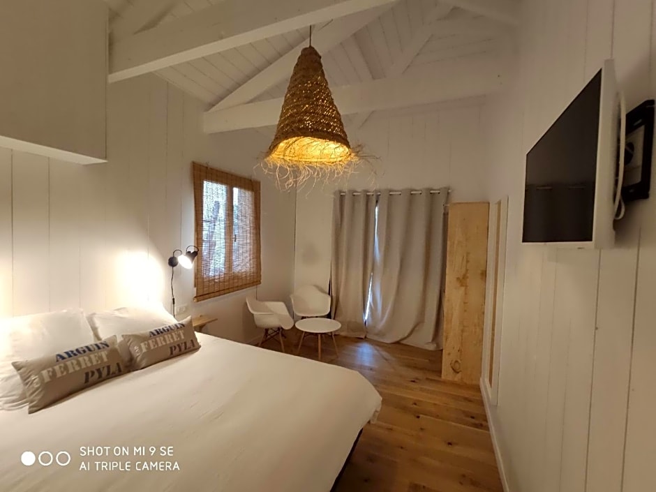 Centre Cap-ferret, les chambres du phare, océan