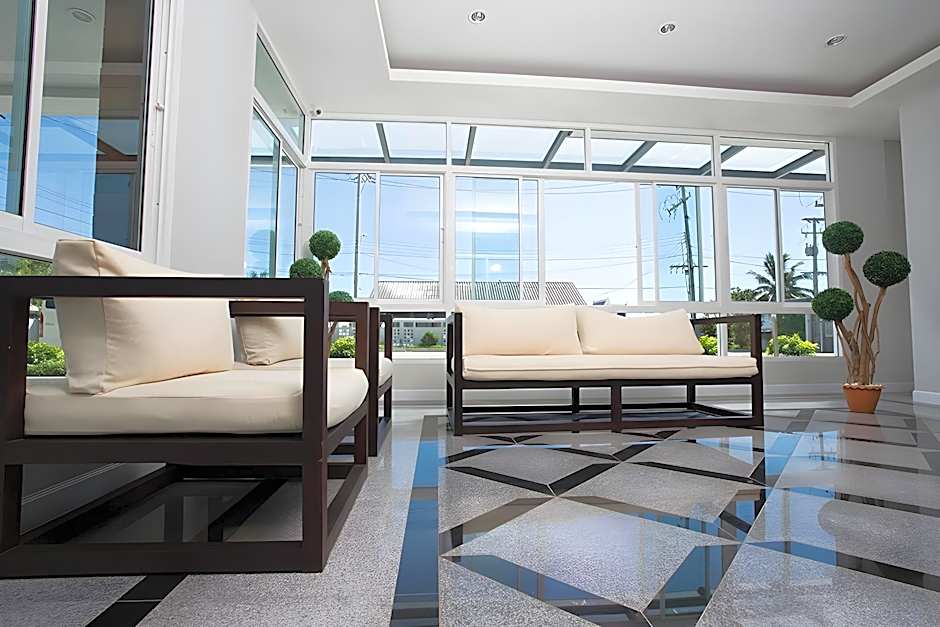 Bbg Seaside Luxurious Service Apartment