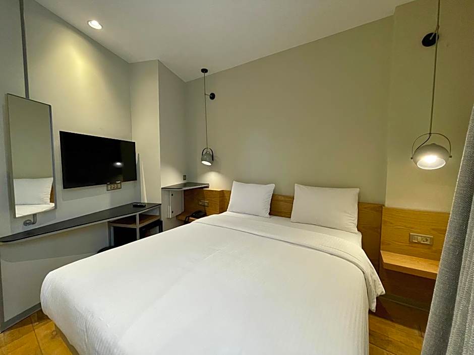 Nevv Bosphorus Hotel