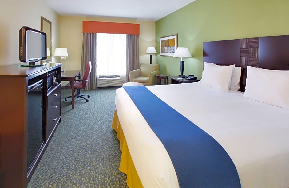 Holiday Inn Express & Suites Covington By IHG