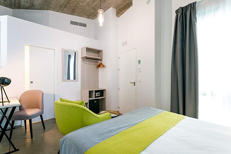 La Puerta de Palacio - Adults Only