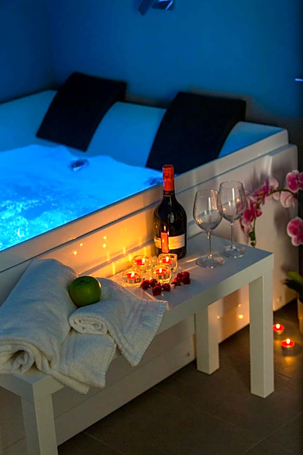 ETNEA 208 LUXURY JACUZZI SUITE Catania
