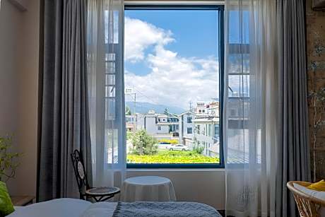 Floral·View Frame Garden Homestay Dali Ancient City