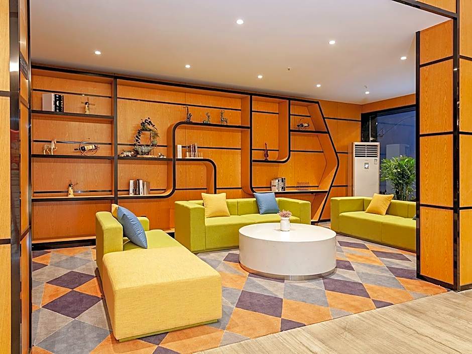 Chonpines Hotel Jingzhou Ancient City Dongmen – Jingzhou, OH
