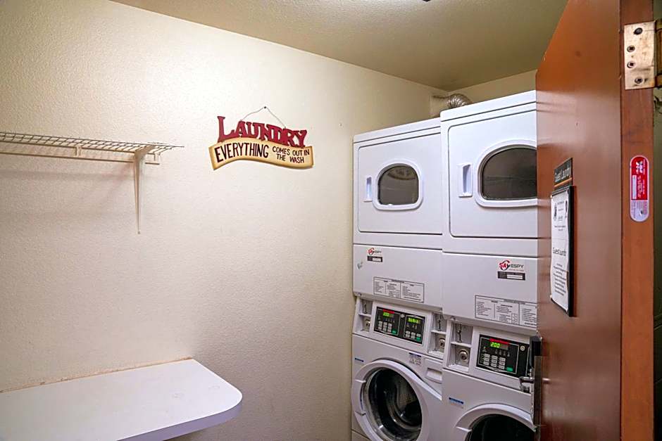 Super 8 by Wyndham Yuma