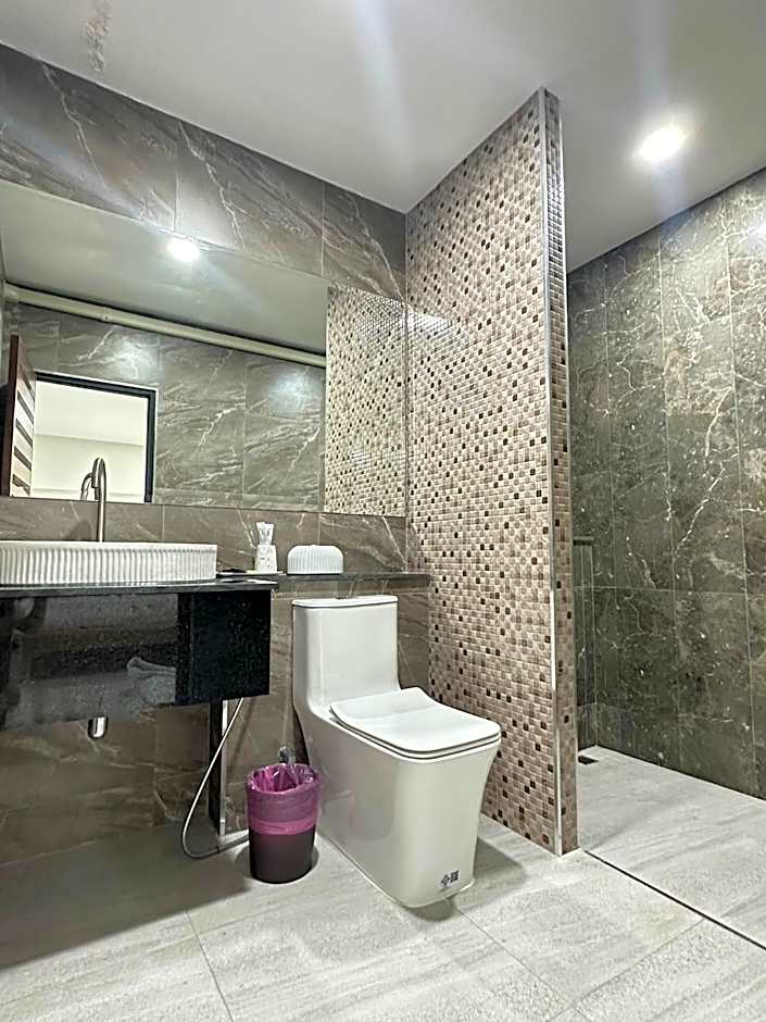 Bamboo Resort Suphanburi (in Bamboo Japanese Goods Warehouse)