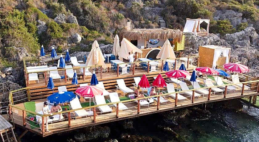 Atalante Hotel