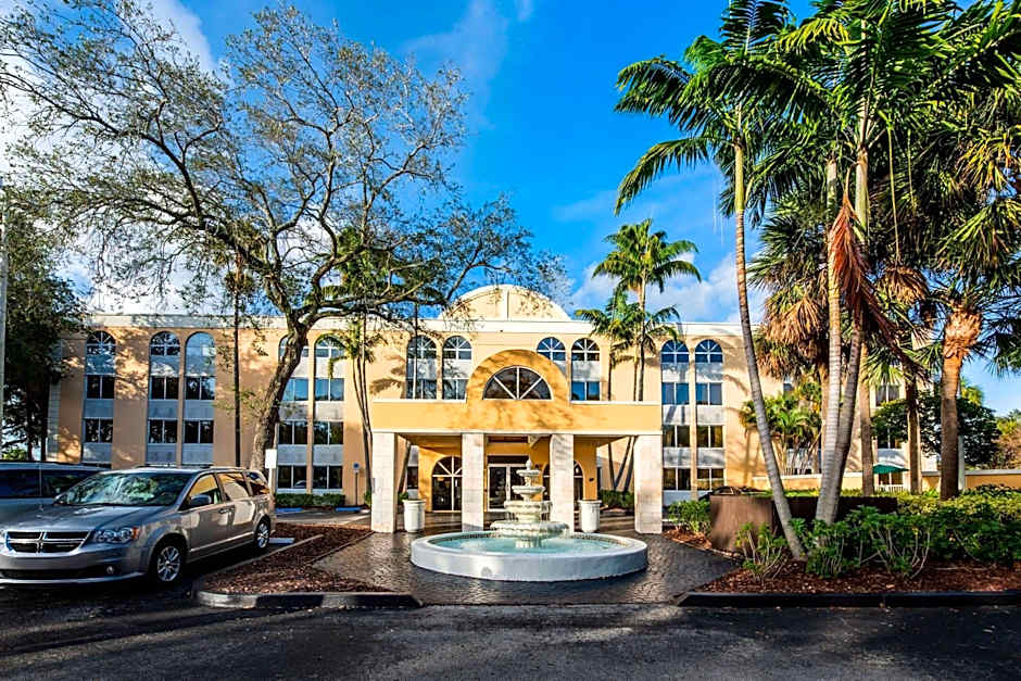 La Quinta Inn & Suites by Wyndham Fort Lauderdale Tamarac