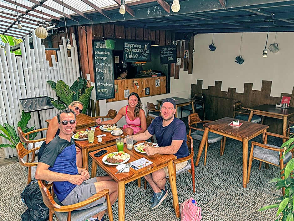 Dong Paloh Hostel
