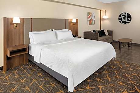 Premium King Room