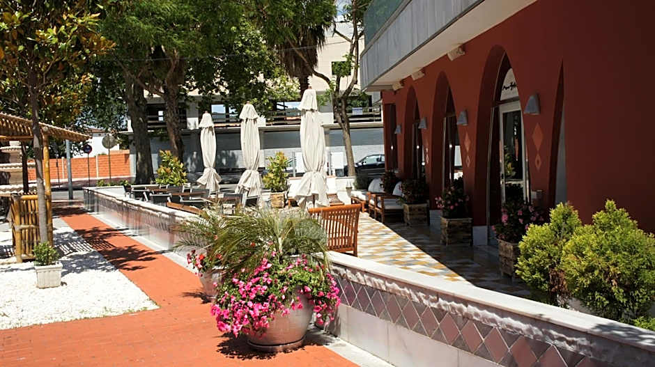 Hotel Pinar del Mar