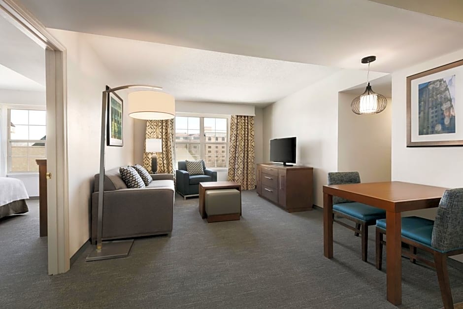 Homewood Suites by Hilton Greensboro