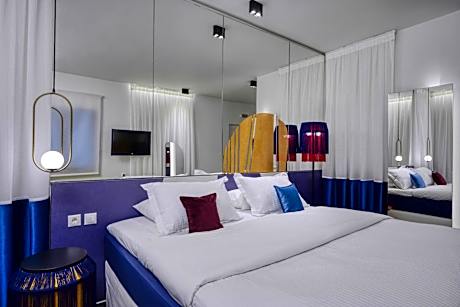 Deluxe Coco-Mat Double Room