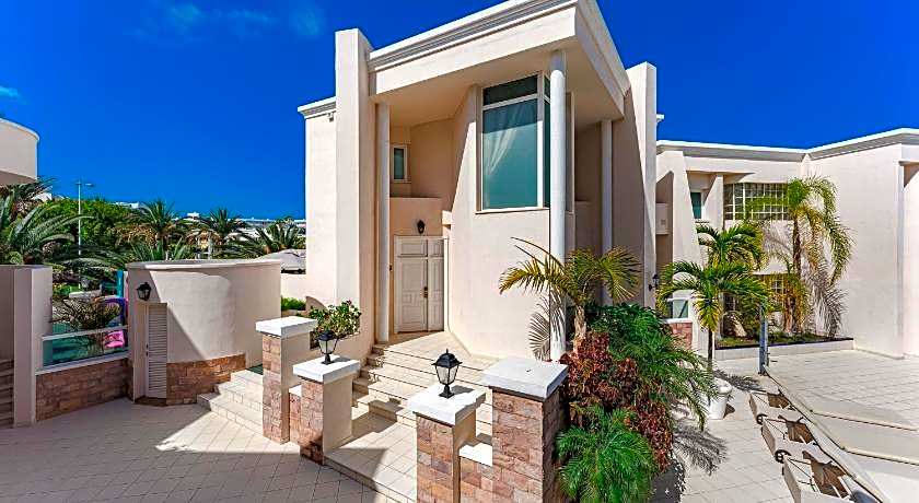 Hotel Flamingo Suites