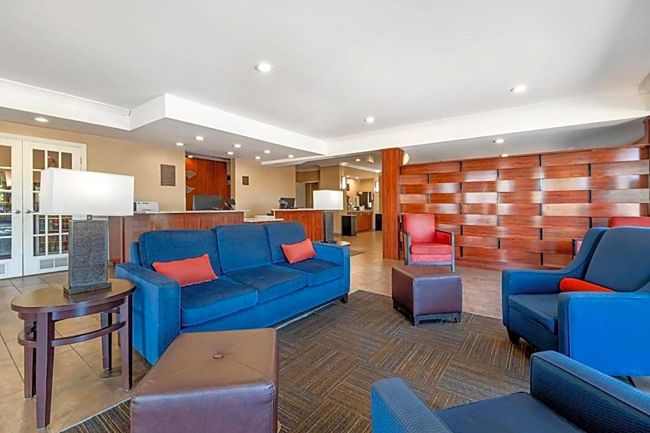 Comfort Suites Elizabethtown