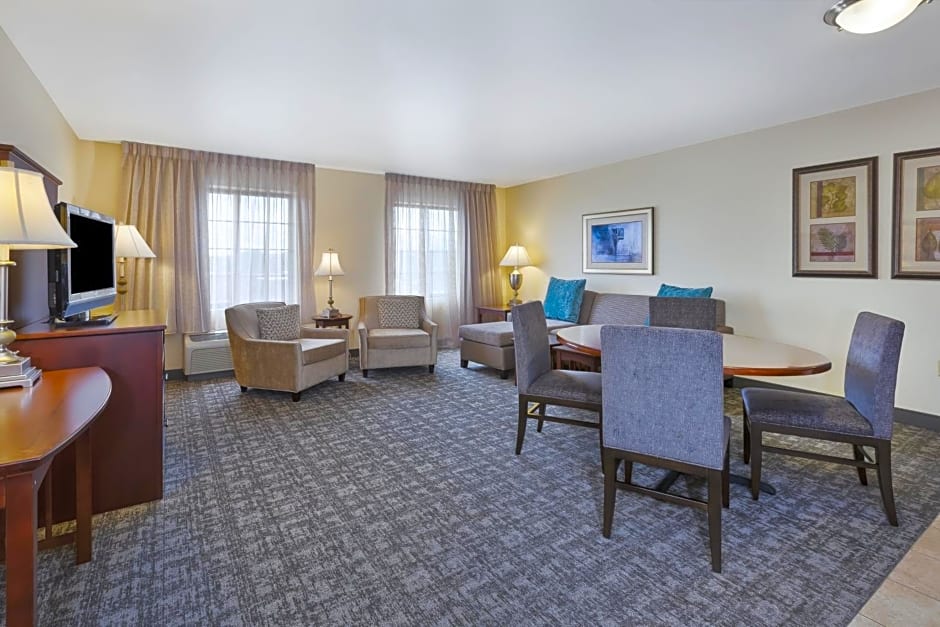 Staybridge Suites Lansing-Okemos By IHG