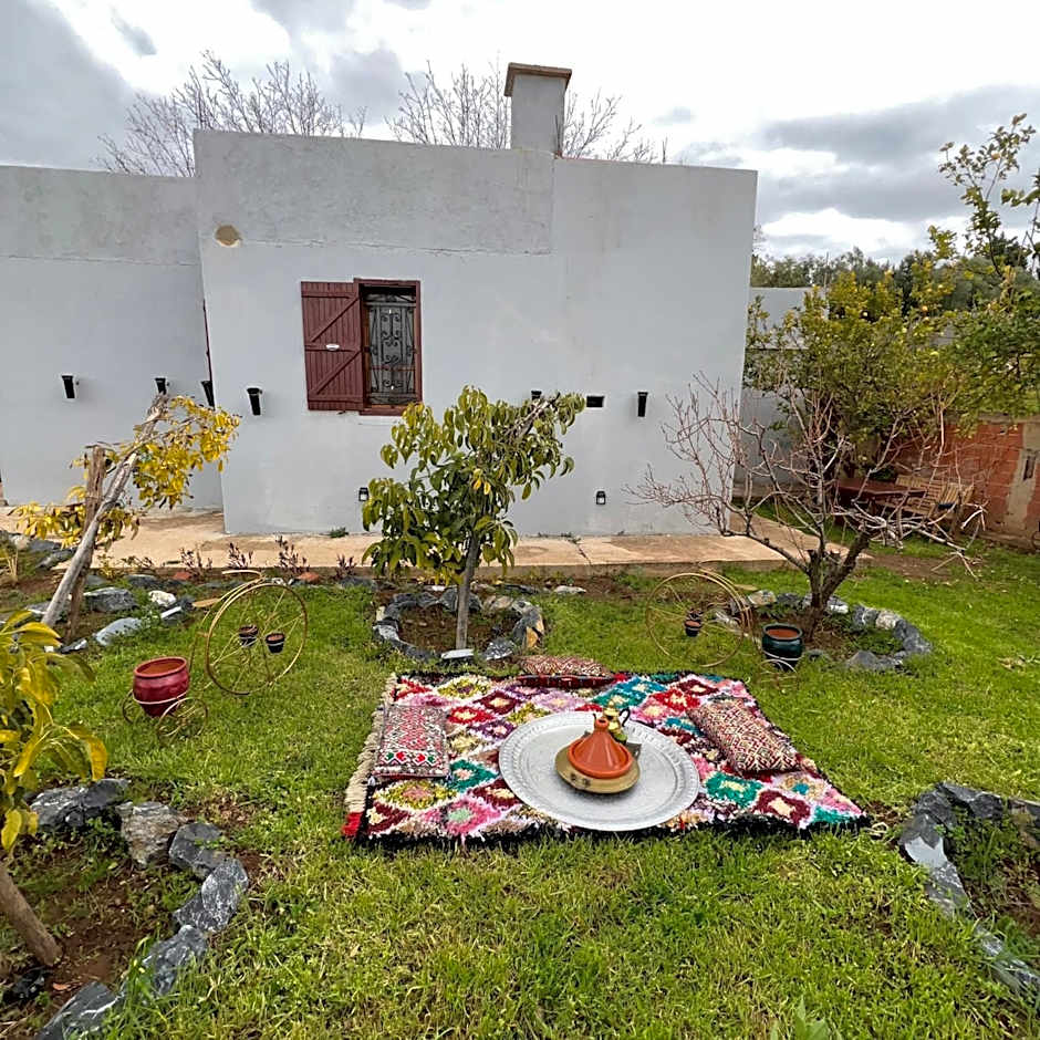 Villa Mouloud, Authentic Amazigh Family Villa, Fireplace & Garden