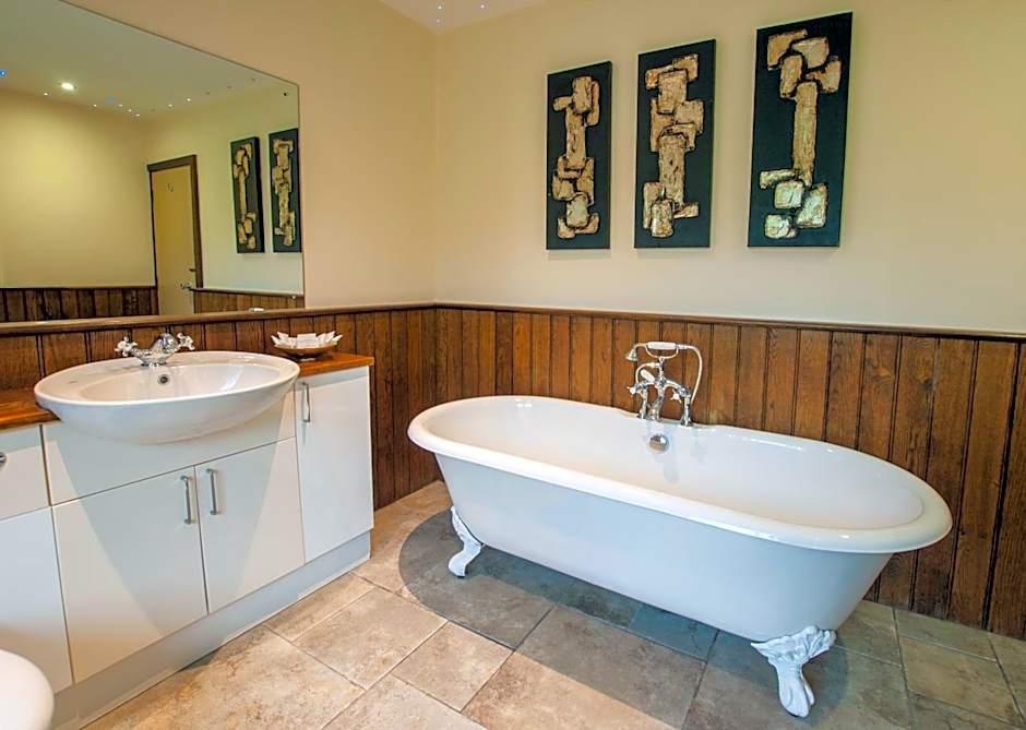Exeter Court Hotel