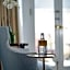 voco St. James Hotel By IHG