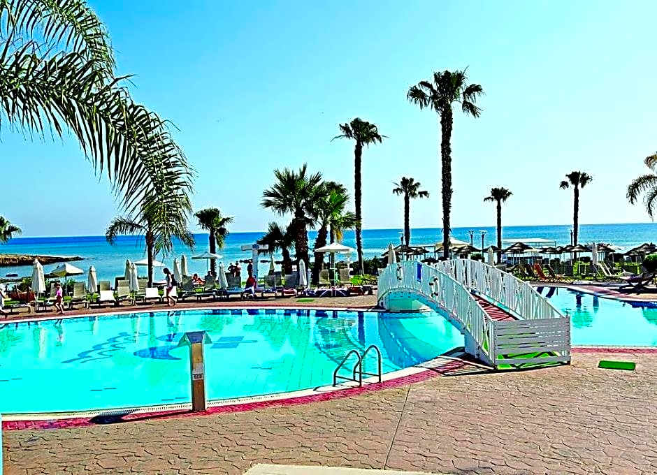 Marlita Beach Hotel Apartments