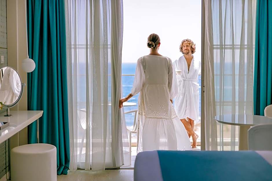 The Ivi Mare - Designed for Adults
