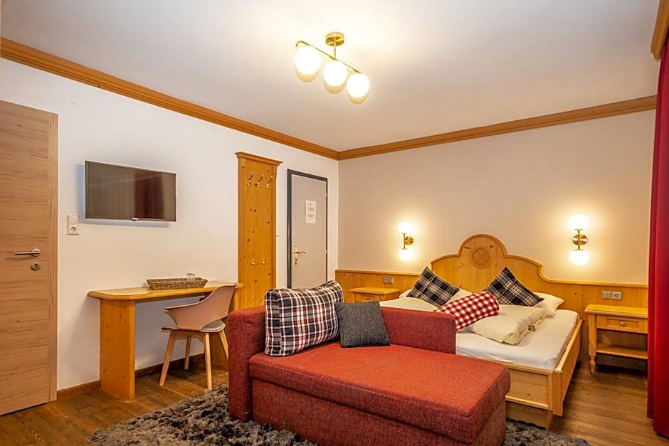 Mara's Little Boutique Sleepover - Budget Holiday Home