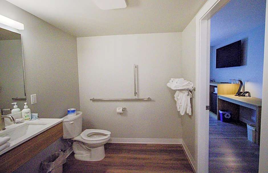 Baymont by Wyndham Gold River