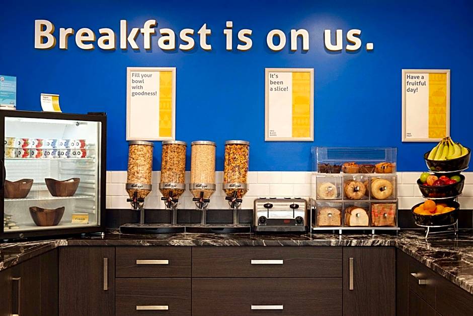 Days Inn by Wyndham Wainwright