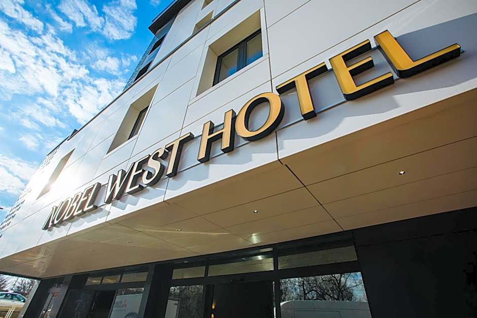Nobel West Hotel