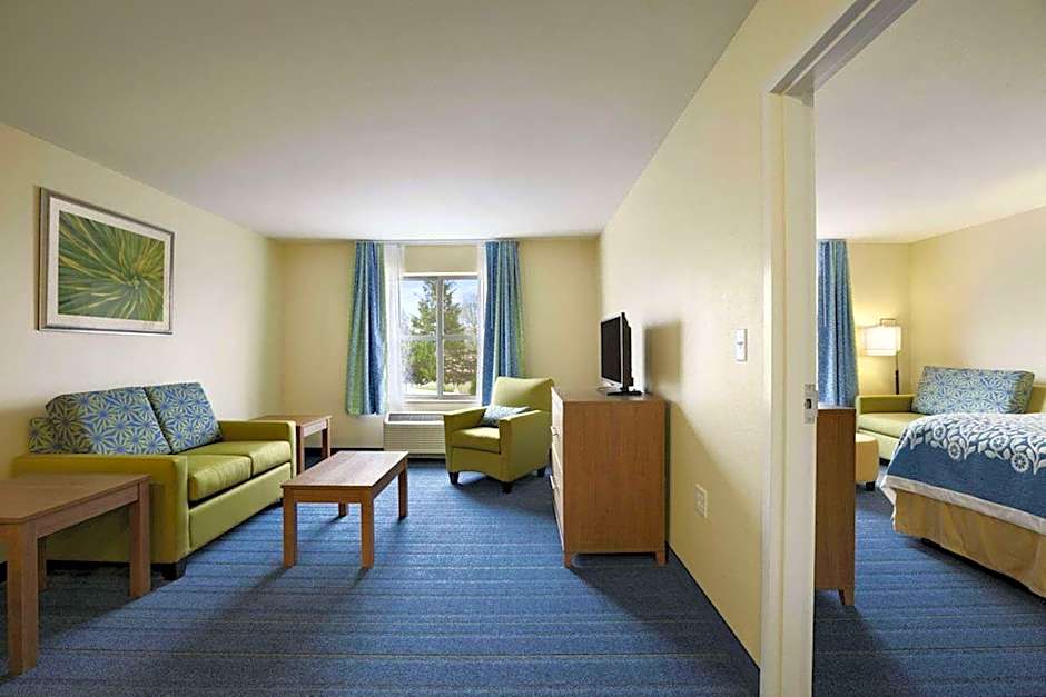Sleep Inn & Suites Altoona North