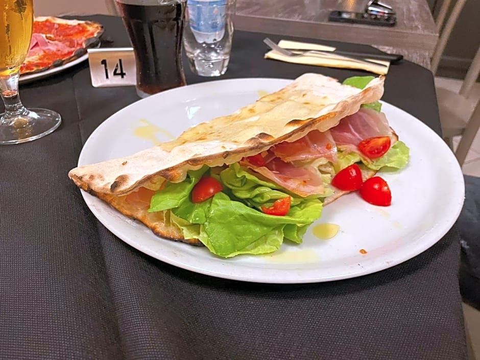 Albergo pizzeria 76 06
