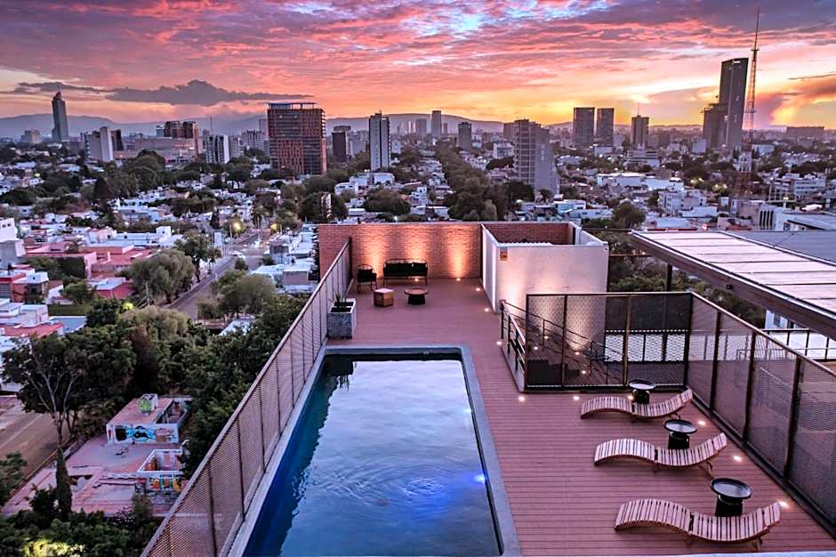 Paradise Flat Witgdl