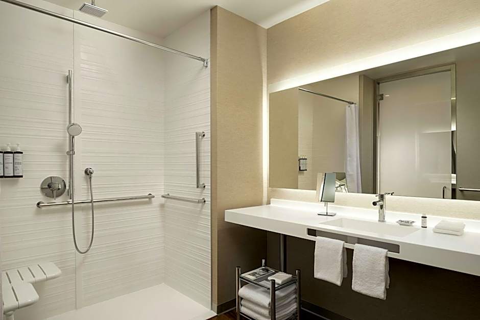 AC Hotel San Rafael Downtown