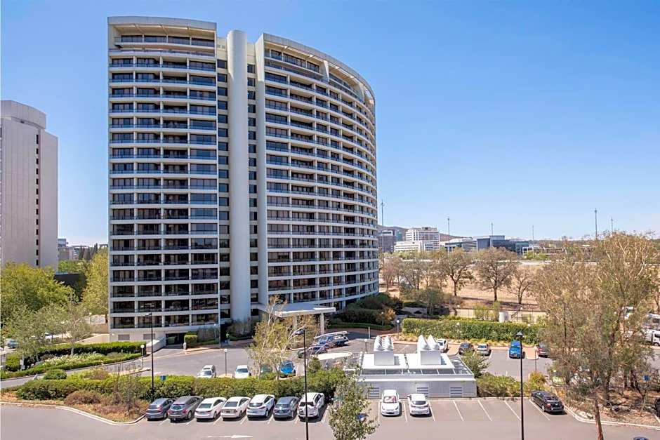 BreakFree Capital Tower Canberra
