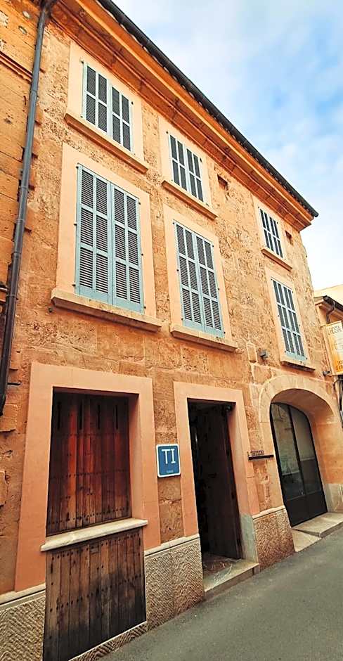 L'Hostal Pollenca - Turisme Interior