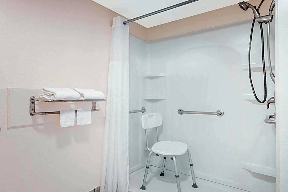 Travelodge by Wyndham Chattanooga/Hamilton Place
