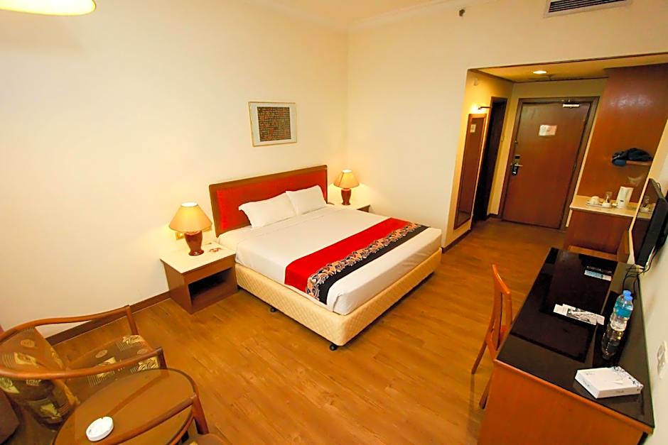 Crystal Crown Hotel Harbour View Port Klang