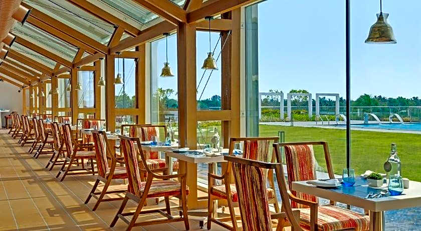 O by Tamara, Trivandrum 