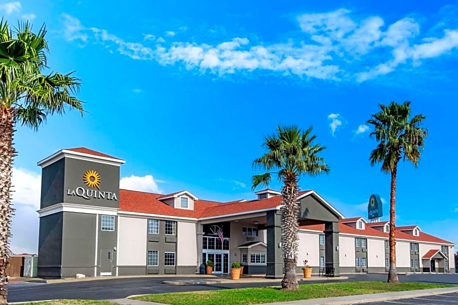 La Quinta Inn & Suites by Wyndham San Antonio Brooks City Base