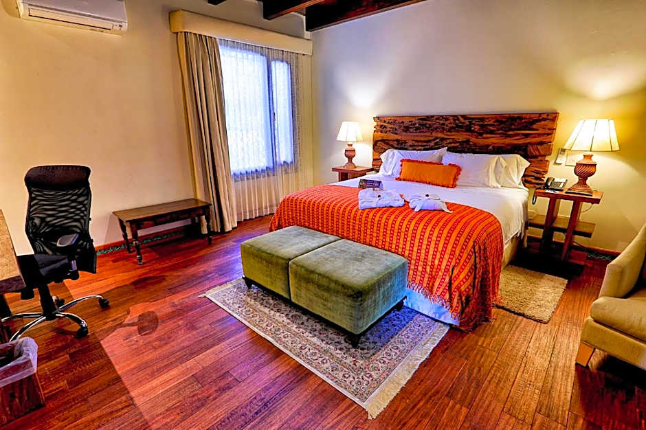 Pensativo House Hotel