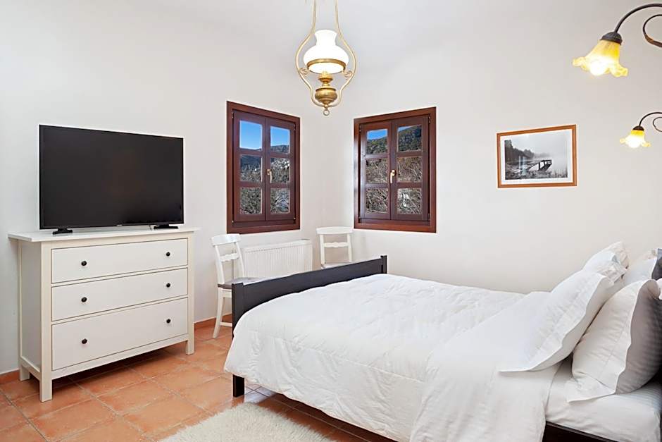 Erofili Hotel & Suites