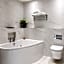 Bunratty Castle Hotel & Leisure Club, BW Premier Collection