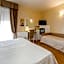 Hotel University